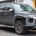Mobil Mitsubishi Triton 4x4